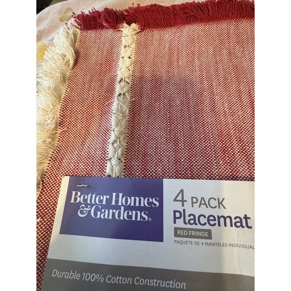 New Better Homes And Gardens Four Cotton Red/Ivory Fringe Placemats 14" By 19"
